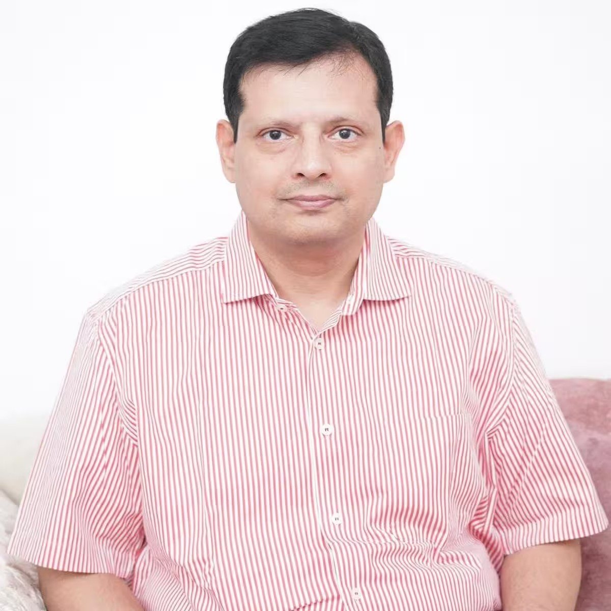 पंजाब के पूर्व मुख्य सचिव और वर्तमान अतिरिक्त मुख्य सचिव (राजस्व विभाग) अनुराग वर्मा को प्रवर्तन निदेशालय (ED) ने समन जारी कर जालंधर स्थित जोनल दफ्तर में पूछताछ के लिए तलब किया था। यह मामला मोहाली के चर्चित सनटेक सिटी और एल्टस स्पेस बिल्डर्स प्राइवेट लिमिटेड से जुड़ी वित्तीय अनियमितताओं और नियमों के कथित उल्लंघन से जुड़ा है।